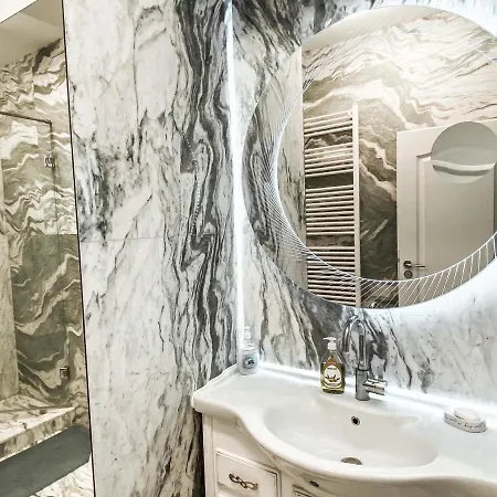 Apartament Safir *